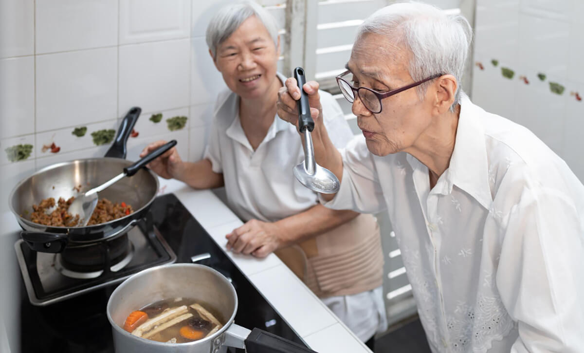 Menyokong Aktiviti Instrumental Kehidupan Harian